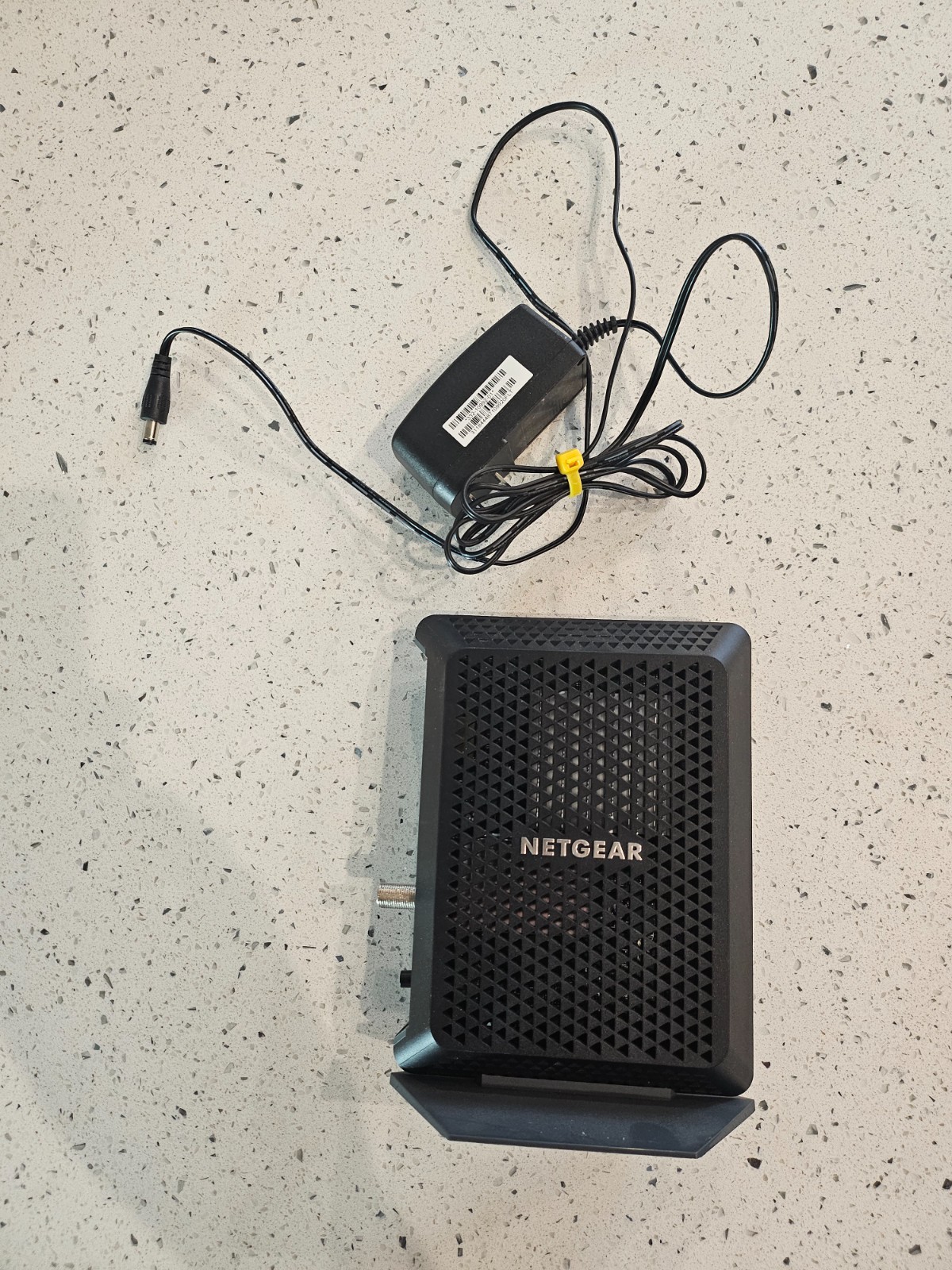NETGEAR CM700 High Speed Cable Modem, 1.4Gbps, DOCSIS 3.0, Used, works great !