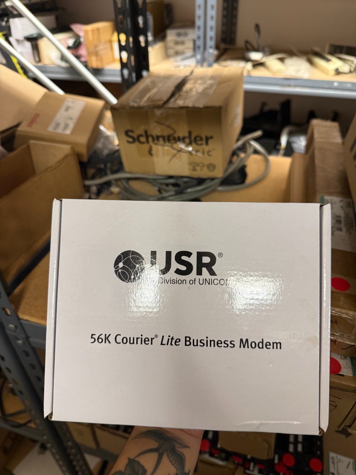 USRobotics USR5686G 56K Serial Controller Faxmodem + Power Adapter