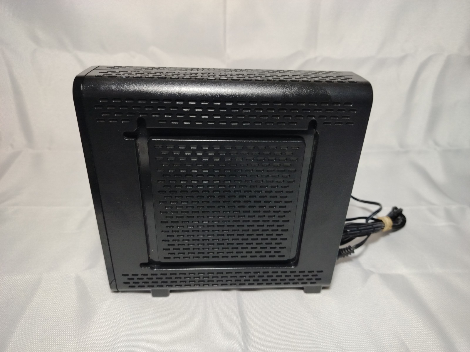 Motorola ARRIS SURFboard SBG6580 3.0 Cable Modem Wi-Fi Router w/Adapter Plug
