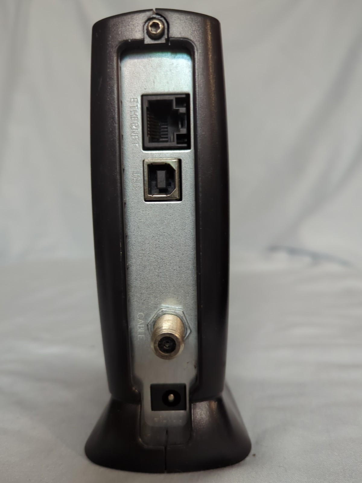 Motorola SURFboard SB5101 (515290-100-00) 38 Mbps No Power Cord