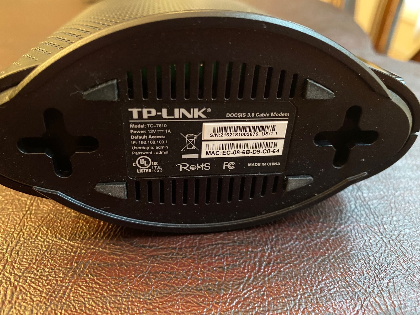 TP-Link TC-7610 300Mbps Wireless N DOCSIS 3.0 High Speed Cable Modem Router