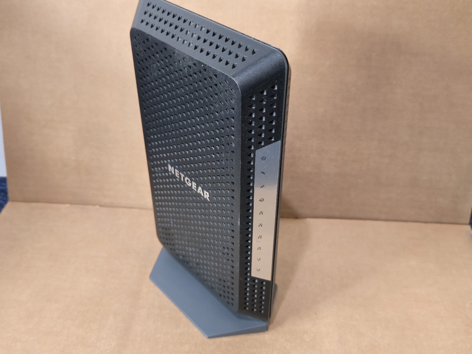 NETGEAR CM1150V Cable Modem Black 4 LAN Ports Comcast Xfinity Cox Modem +Voice