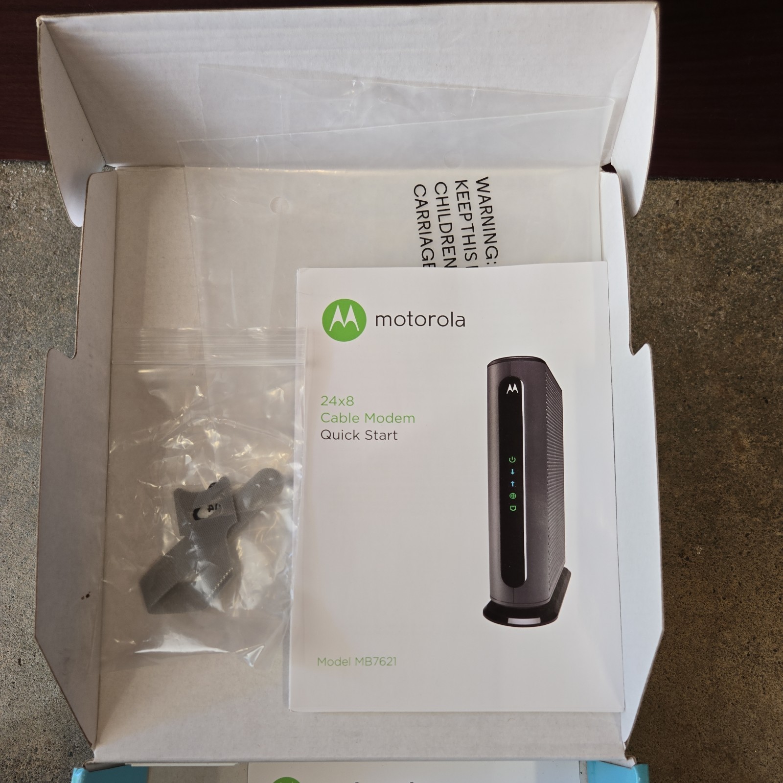 Motorola MB7621 24×8 DOCSIS 3.0 High Speed cable Modem Used w/ power adaptor