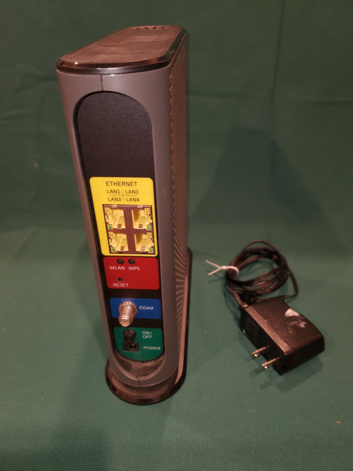 MOTOROLA MG7540 16×4 Cable Modem Plus AC1600
