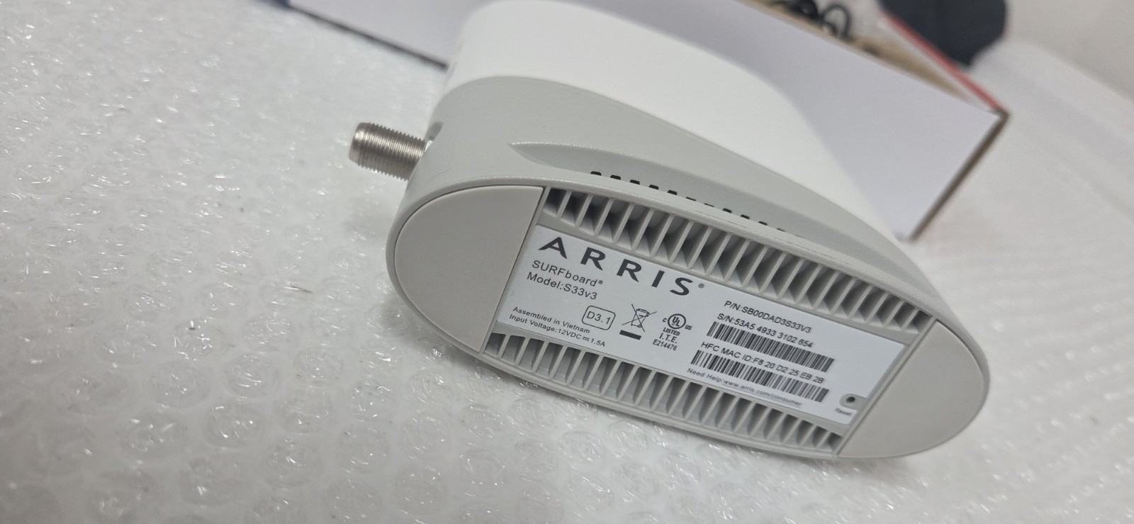 ARRIS SURFboard S33 DOCSIS 3.1 Multi‑Gig Cable Modem | 2.5Gbps + 1Gbps Ethernet