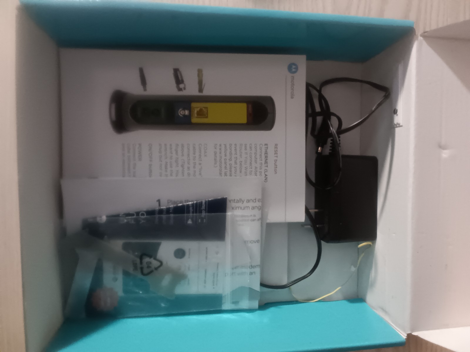 Motorola Docsis 3.1 Cable Modem model MB8600