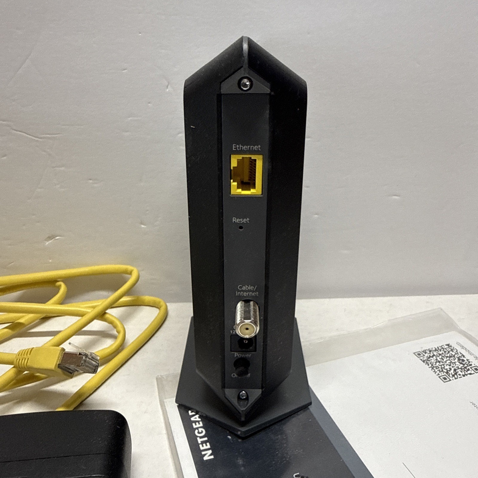 NETGEAR CM700-1AZNAS DOCSIS 3.0 Cable Modem 32×8 for Xfinity by Comcast 1.4gbps