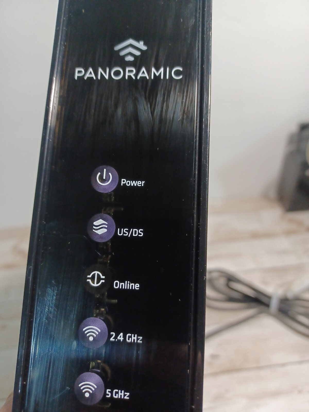 Arris Panoramic TG1682G Dual Band 2.4GHz 5GHz Wireless WiFi Router Cable Modem