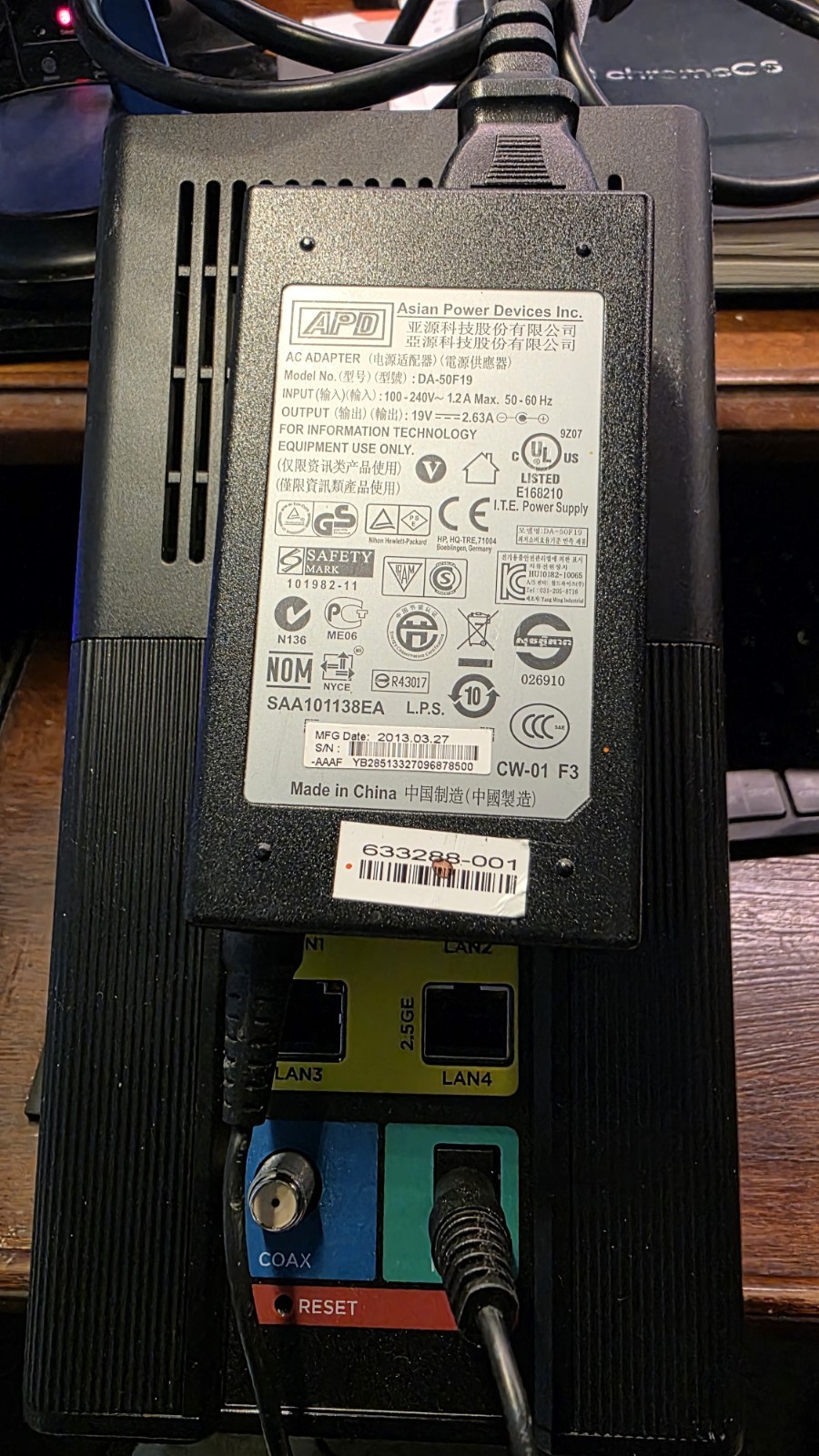 Motorola MT8733 Wireless WiFi Router D3.1 Cable Modem Plus AX 6000 – Functional