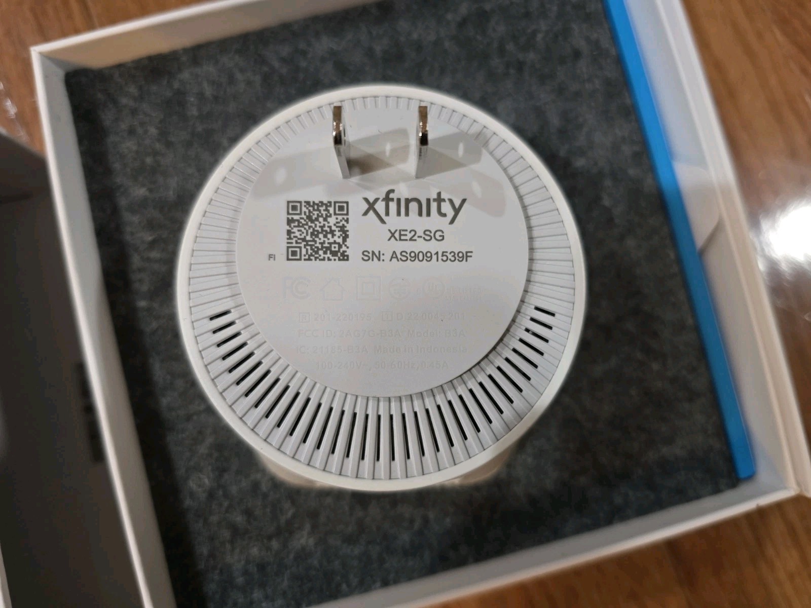 Xfinity Comcast xFi Pod 2nd Gen Model XE2-SG WiFi Network Extender New