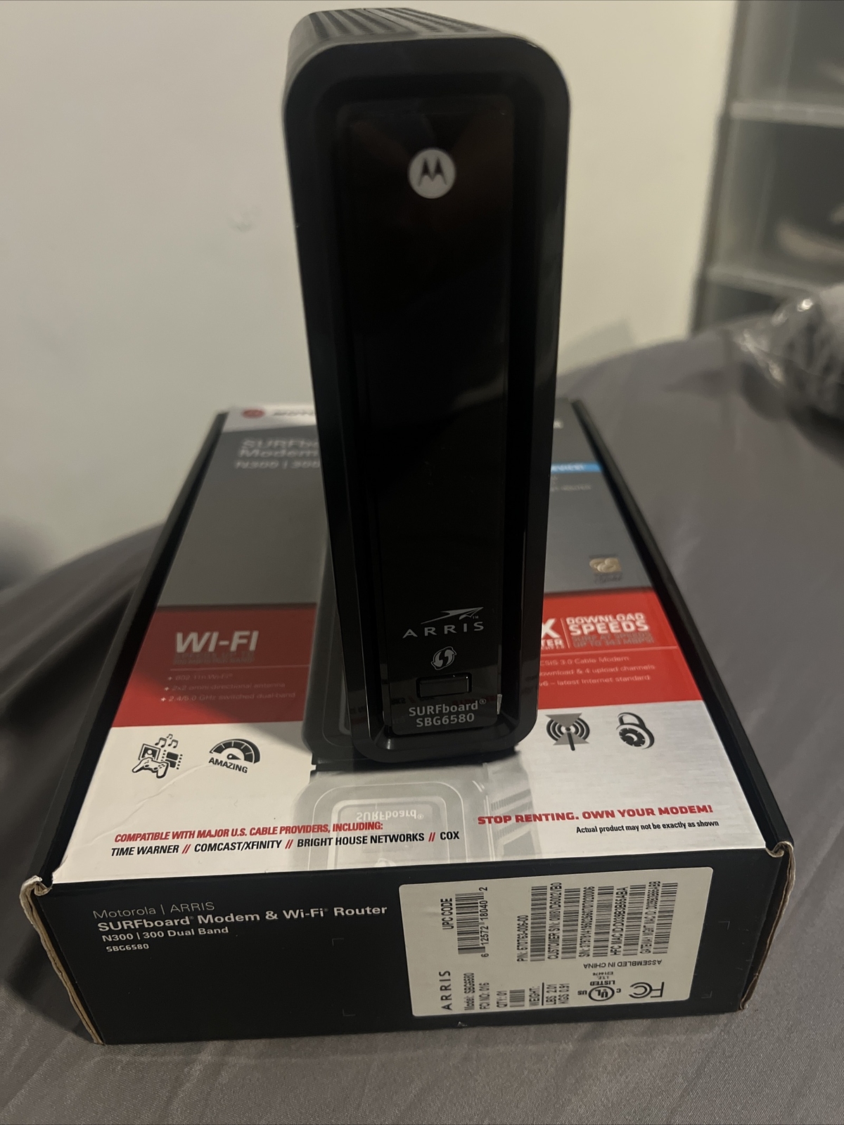 Motorola ARRIS SURFboard SBG6580 DOCSIS 3.0 Cable Modem and Wi-Fi Router N300