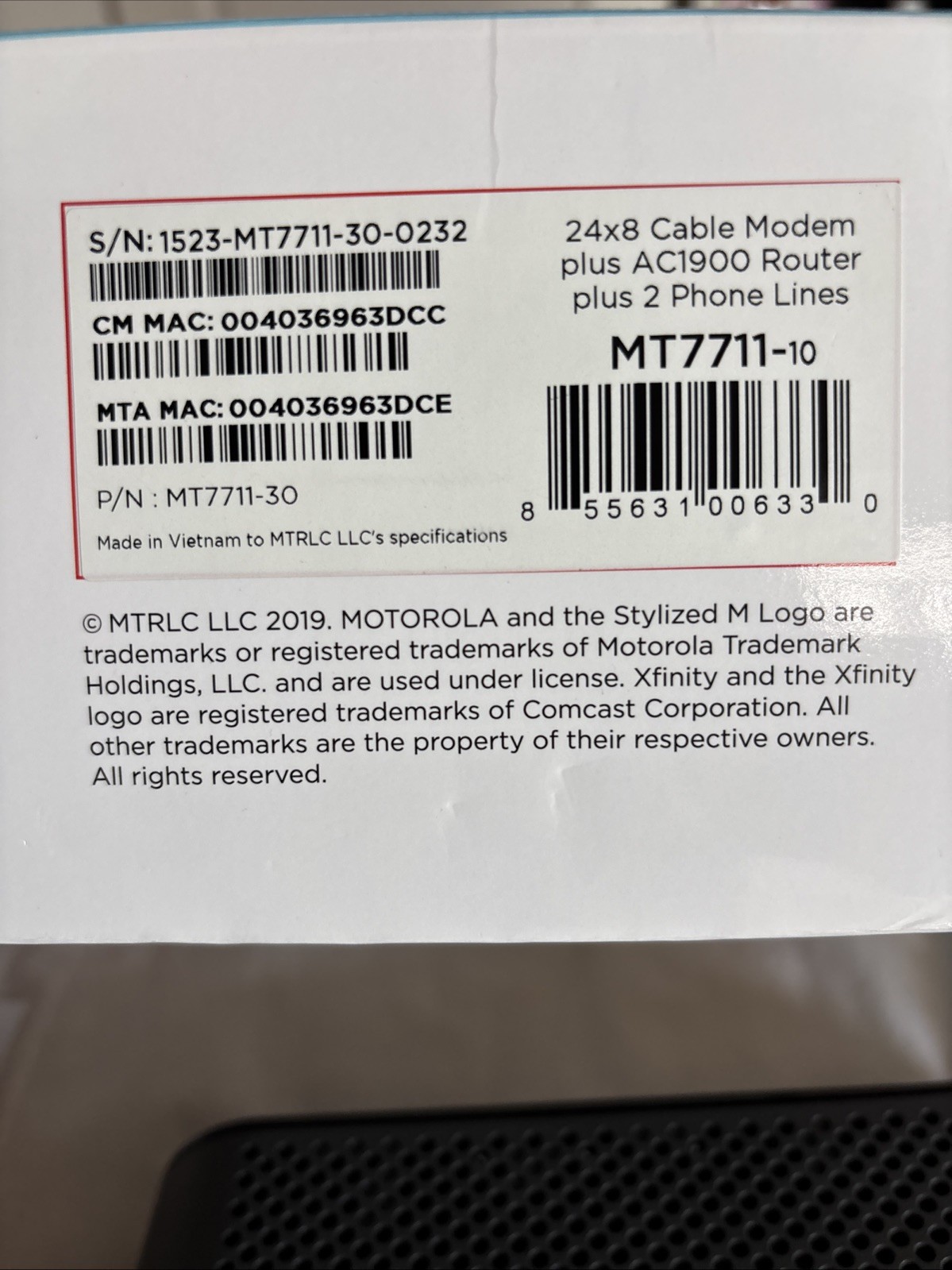 Motorola MT7711 24X8 Cable Modem and AC1900 Dual Band Wi-Fi Gigabit Router