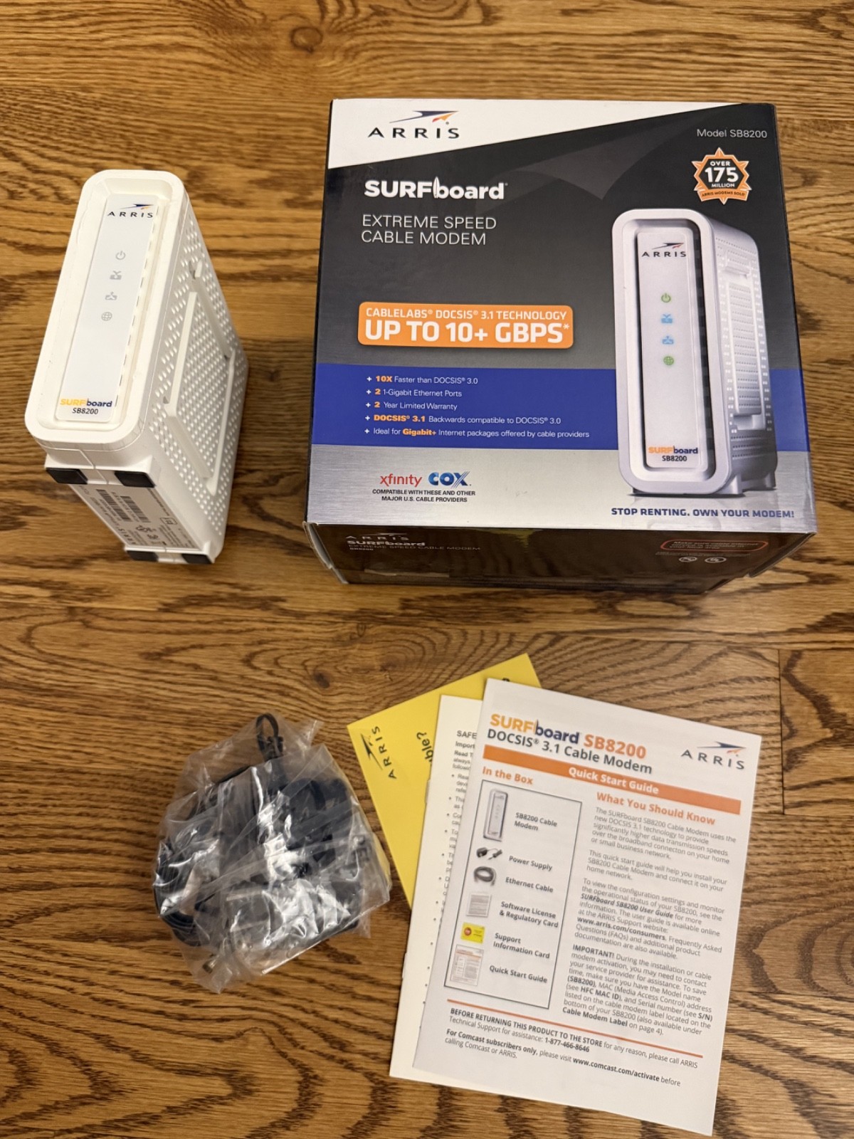 ARRIS SURFboard SB8200 DOCSIS 3.1 10 Gbps Cable Modem