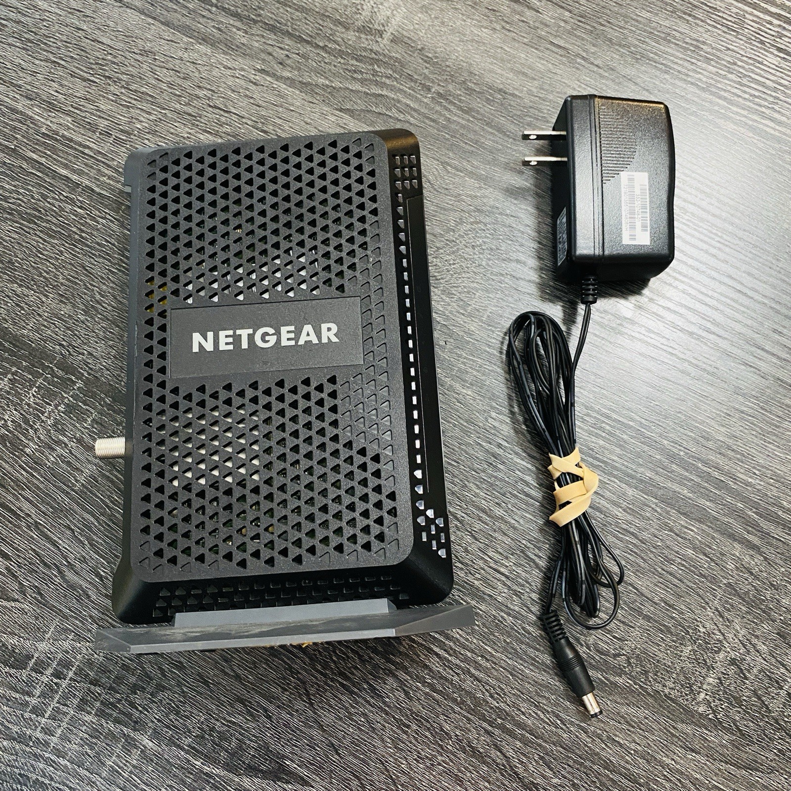 Netgear CM600 DOCSIS 3.0 Cable Modem With Power Adapter – Tested Works