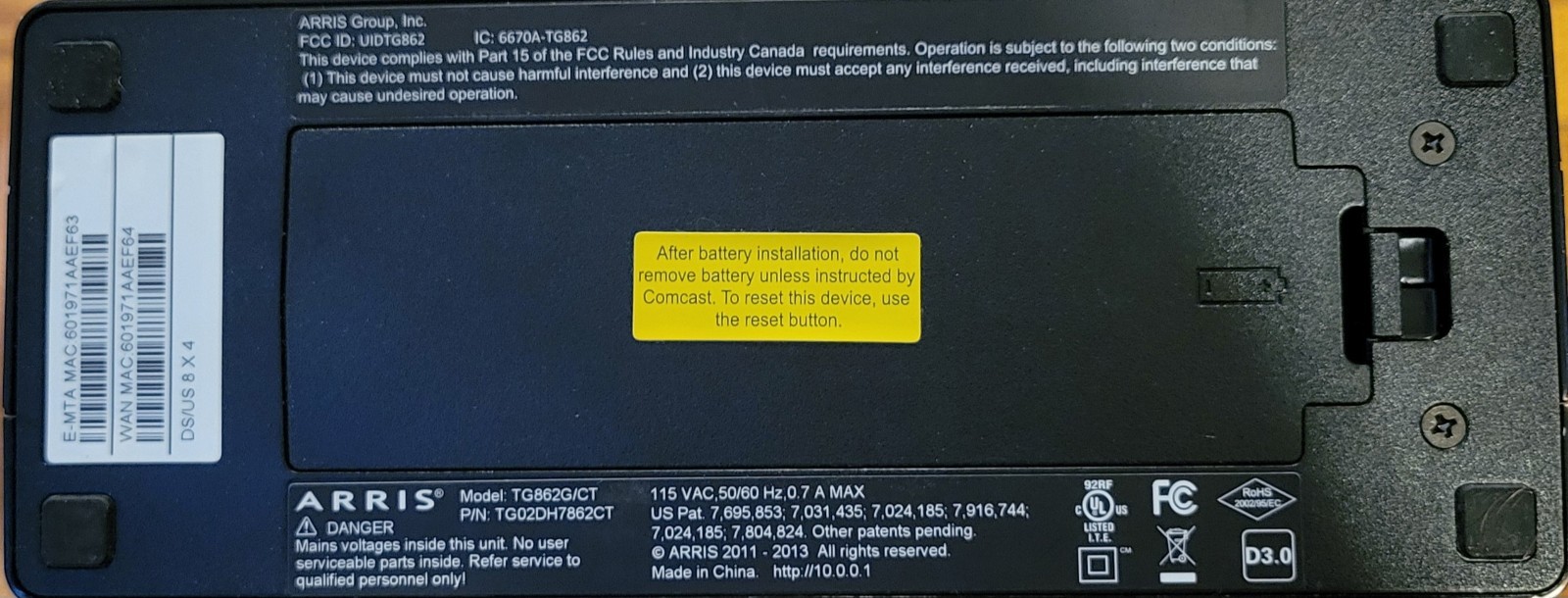 ARRIS Surfboard TG862G/CT Cable Modem Gateway Comcast Xfinity – Good Condition