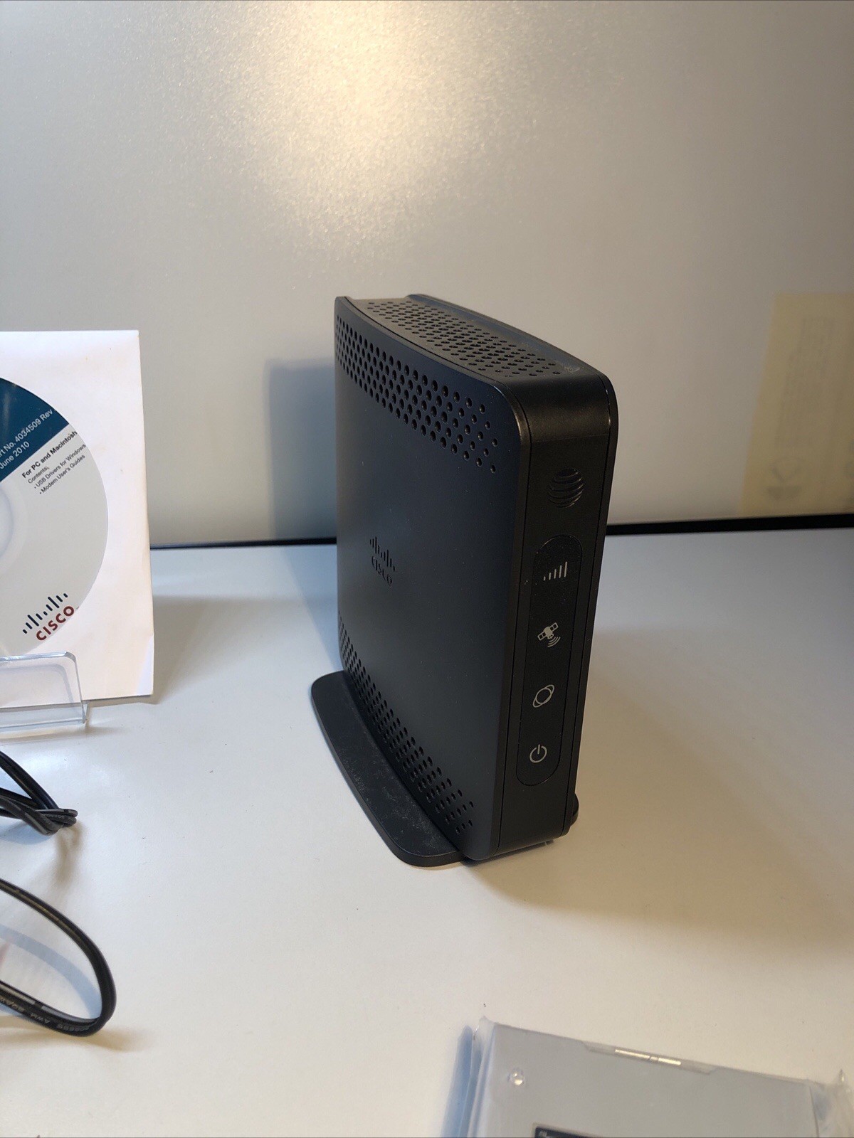 CISCO DPQ3925 NEW Cable Modem * NEW in the box