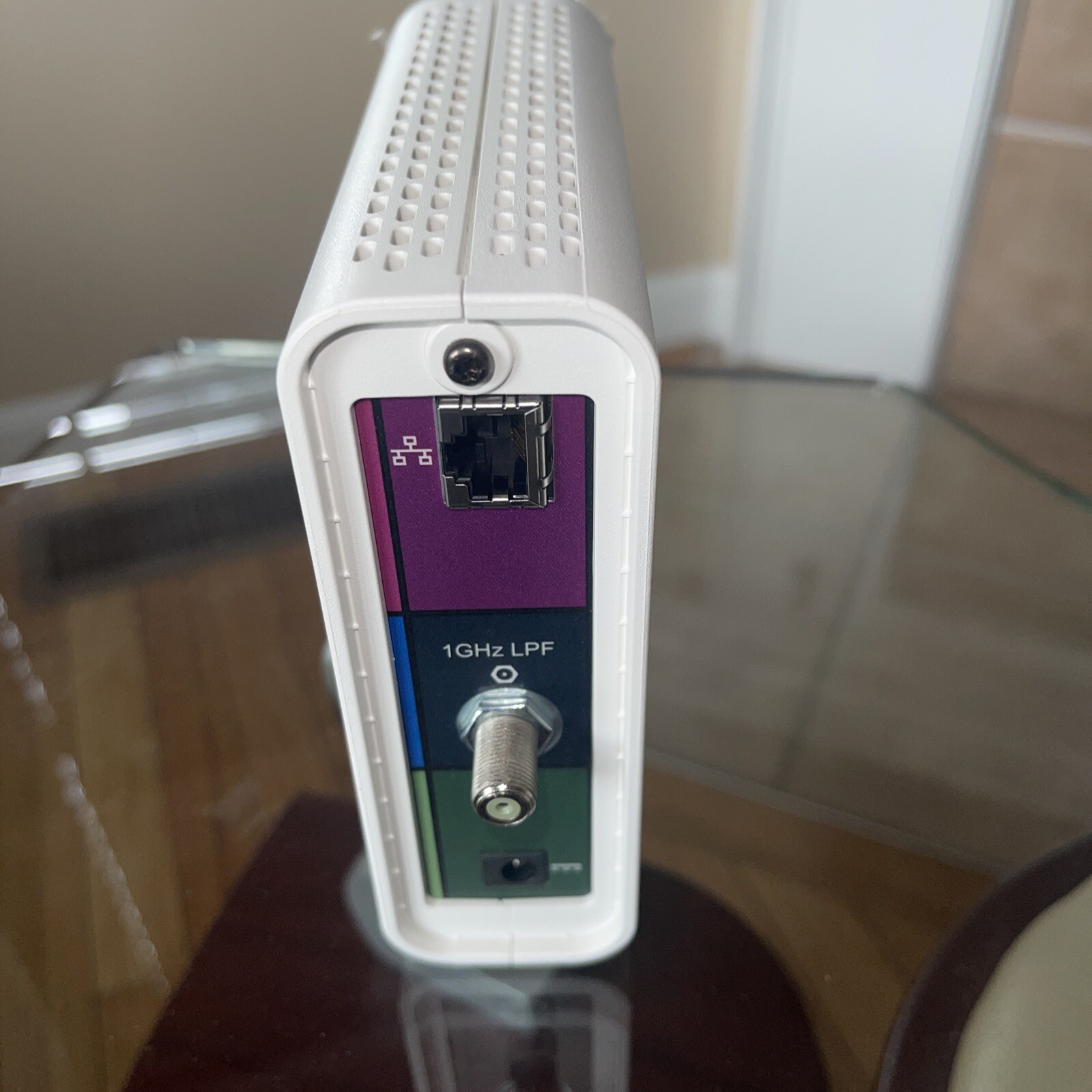 Arris SURFboard Modem SB6141 with bonus belkin router and hardware included!