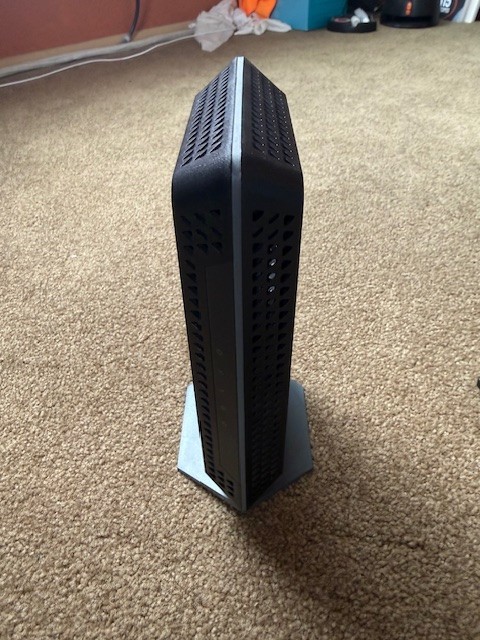 NETGEAR CM600 High Speed 960Mbps 24×8 DOCSIS 3.0 Cable Modem with AC Adapter