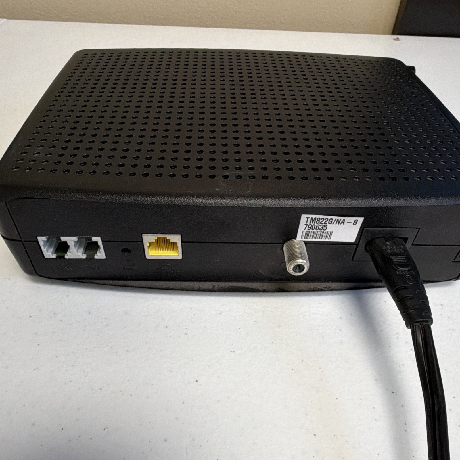 ARRIS TM822 TM822G/NA DOCSIS 3.0 Voice Cable Modem Comcast Black