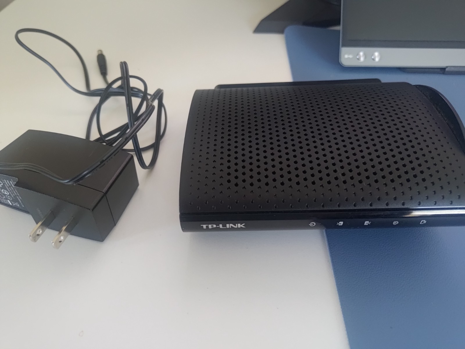 TP-LINK TC-7610 DOCSIS 3.0 Cable Modem for Spectrum and other providers