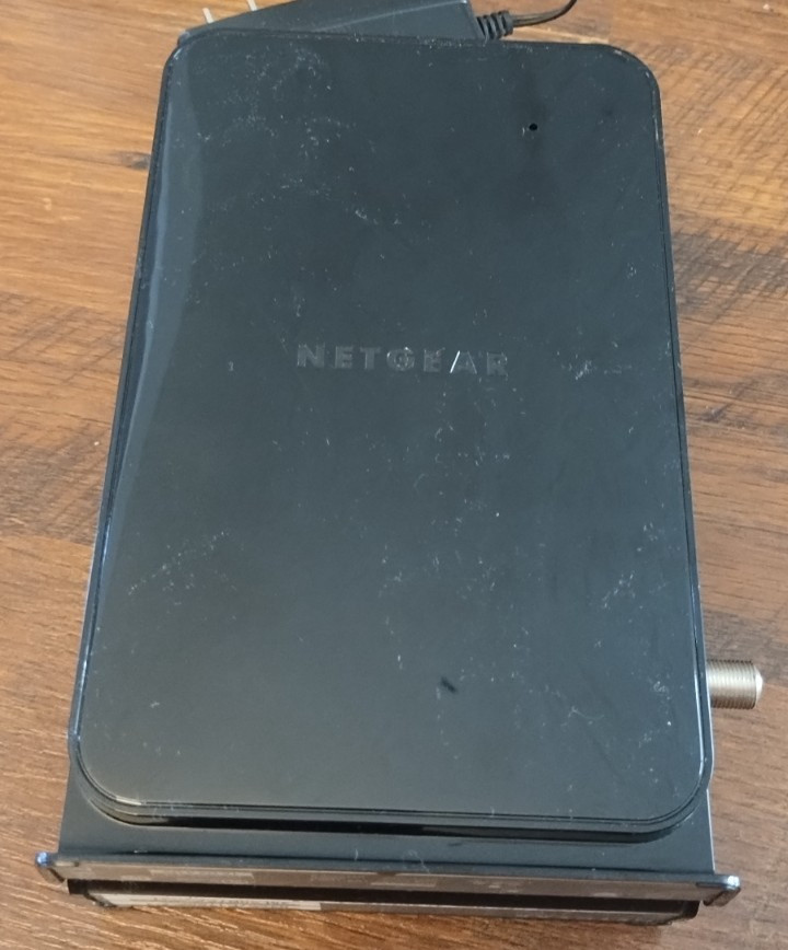 Netgear CM500V 16×4 DOCSIS 3.0 680Mbps High Speed Cable Modem Used