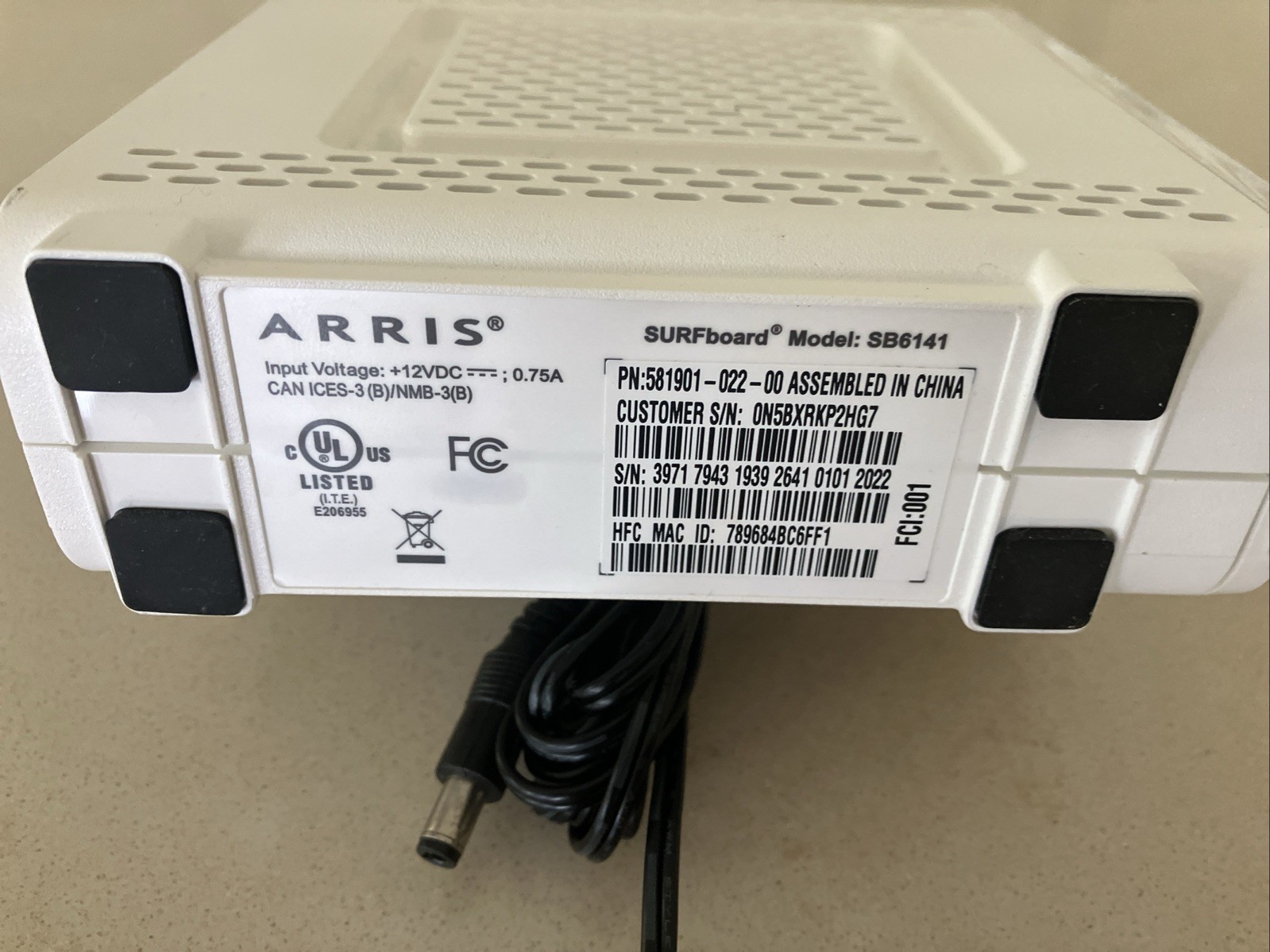 ARRIS SURFboard Docsis 3.0 Gigabit Speed Cable Modem SB6141