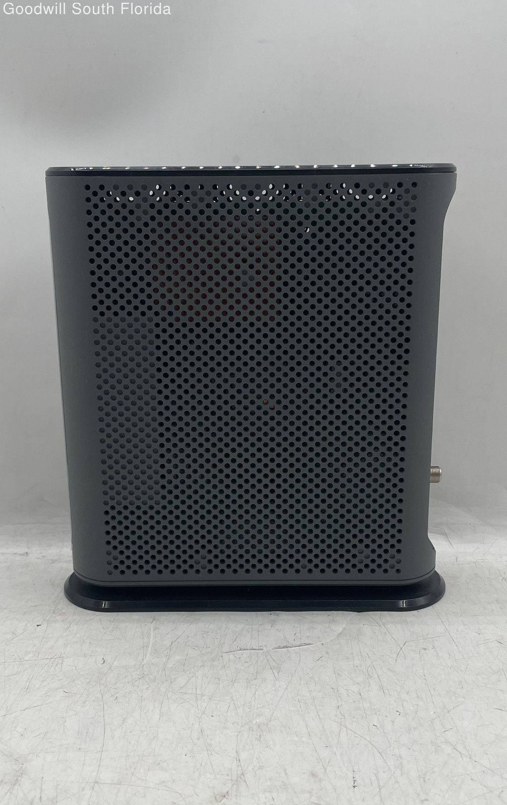 Motorola MG755016x4 Cable Modem Plus AC 1900 Cable Wi Fi Router Untested