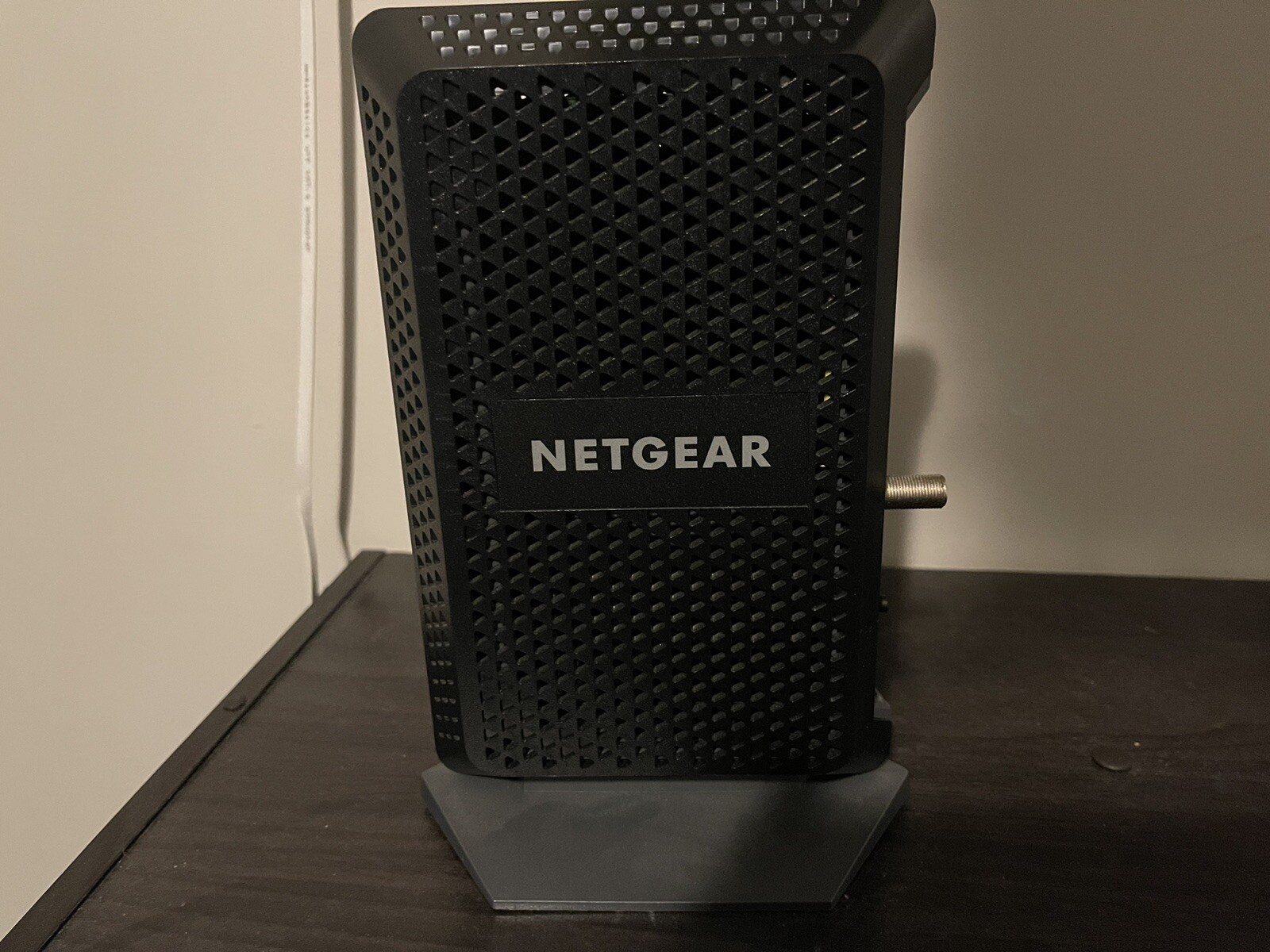 Netgear CM1100 DOCSIS 3.1 Multi-Gig Cable Modem (Supports Link Aggregation)