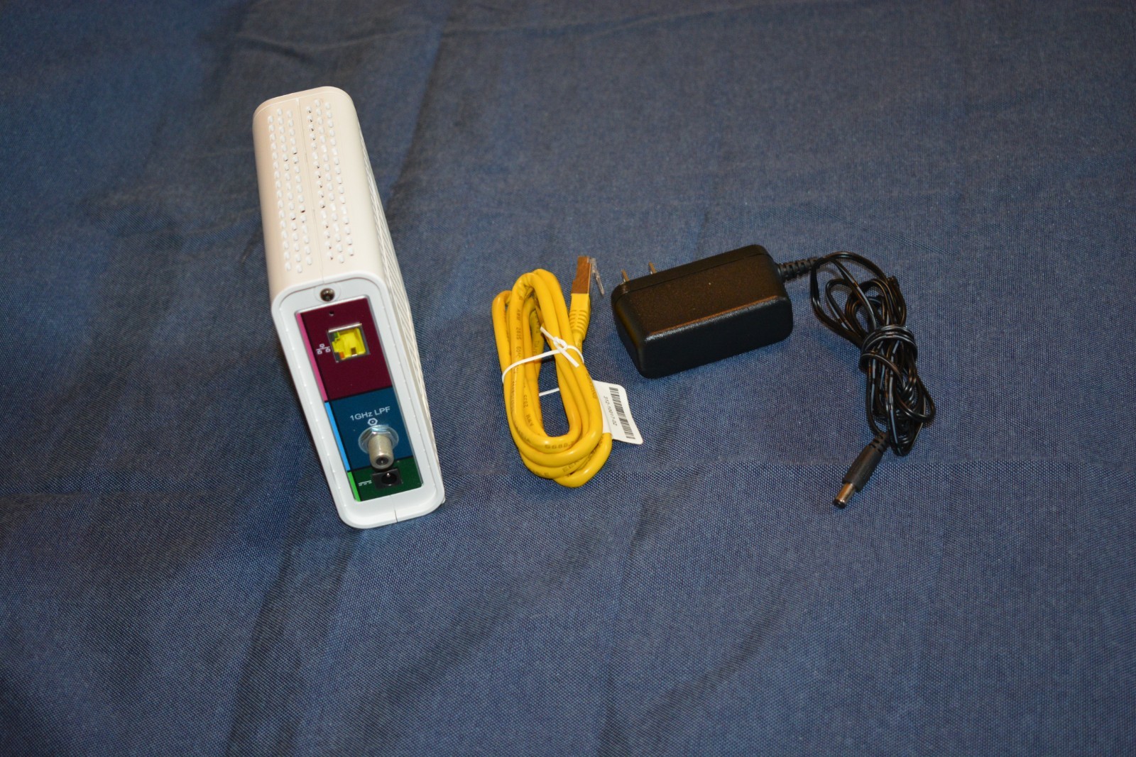 ARRIS Surfboard SB6190-RB DOCSIS 3.0 Cable Modem, White (Used) (TESTED)