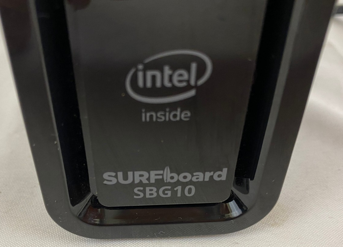 ARRIS SURFboard SBG10 Cable Modem Router – Intel Inside – No Power Adapter