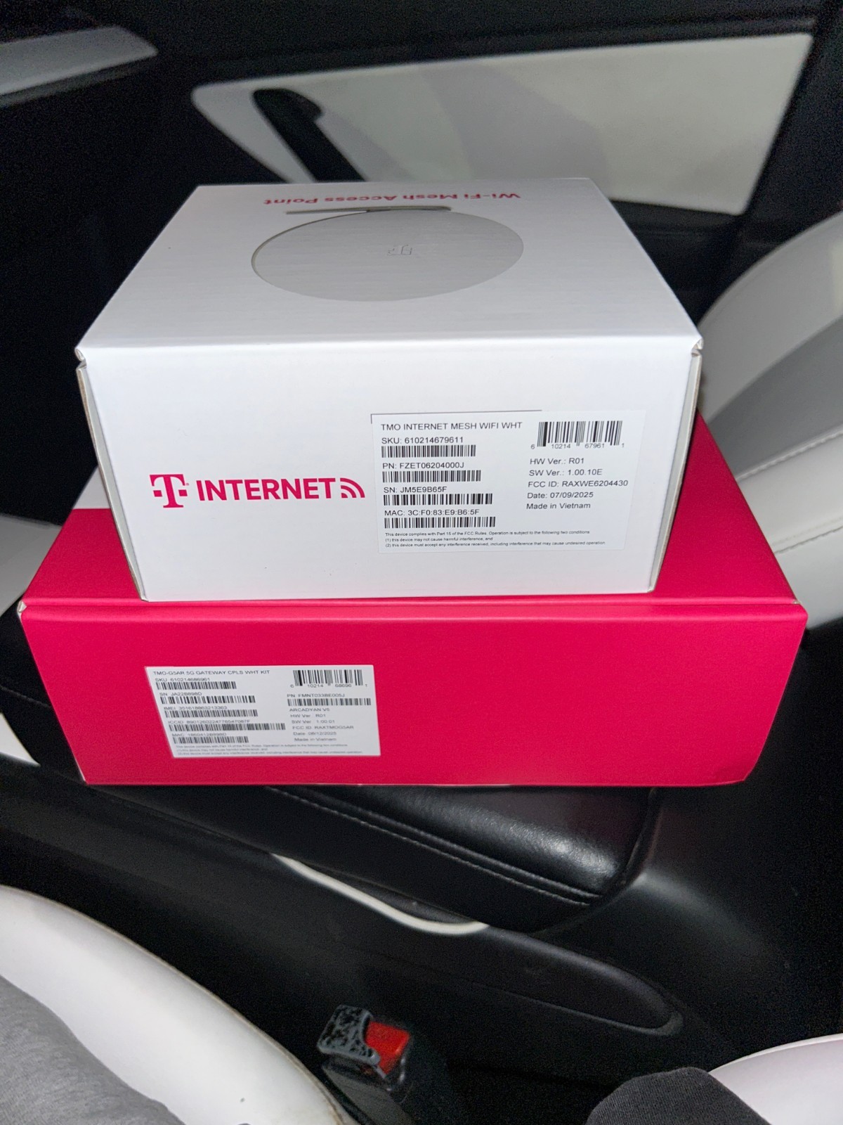 T-Mobile Gateway 5G – G5AR-1 Kit & Tmobile Wifi Access Port White – NEW IN BOX