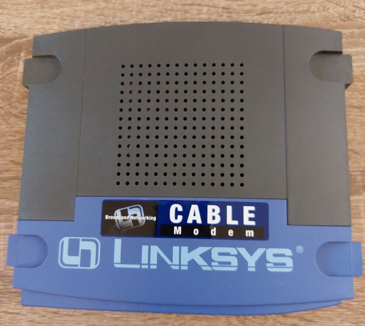 Cisco-Linksys Cable Modem and Linksys Cable / DSL Router With 4 Port Switch