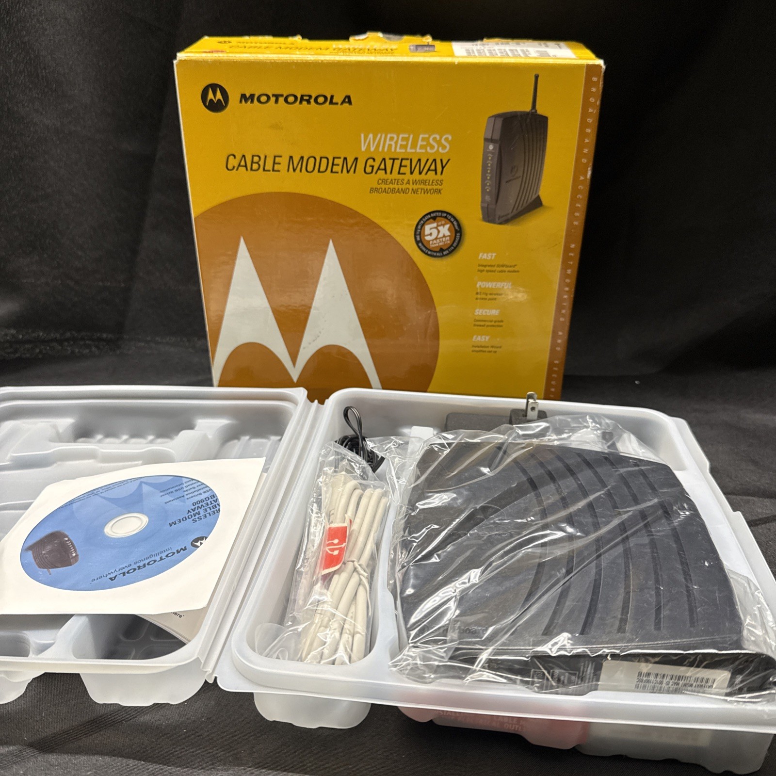 Motorola SURFboard SBG900 DOCSIS 2.0 Modem 54 Mbps