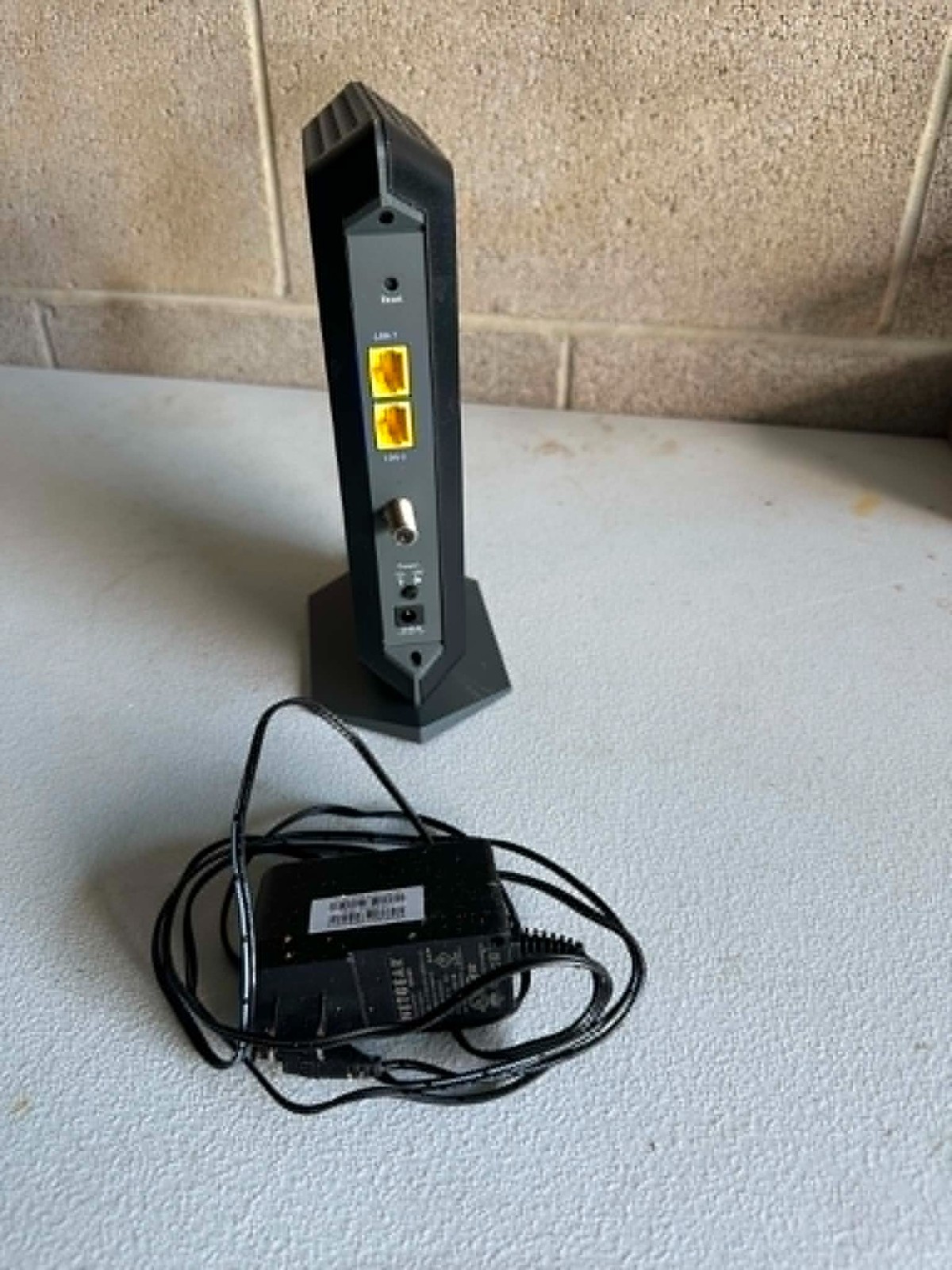 NETGEAR NIGHTHAWK CM1100 DOCSIS 3.1 MULTI-GIG SPEED GIGABIT CABLE MODEM