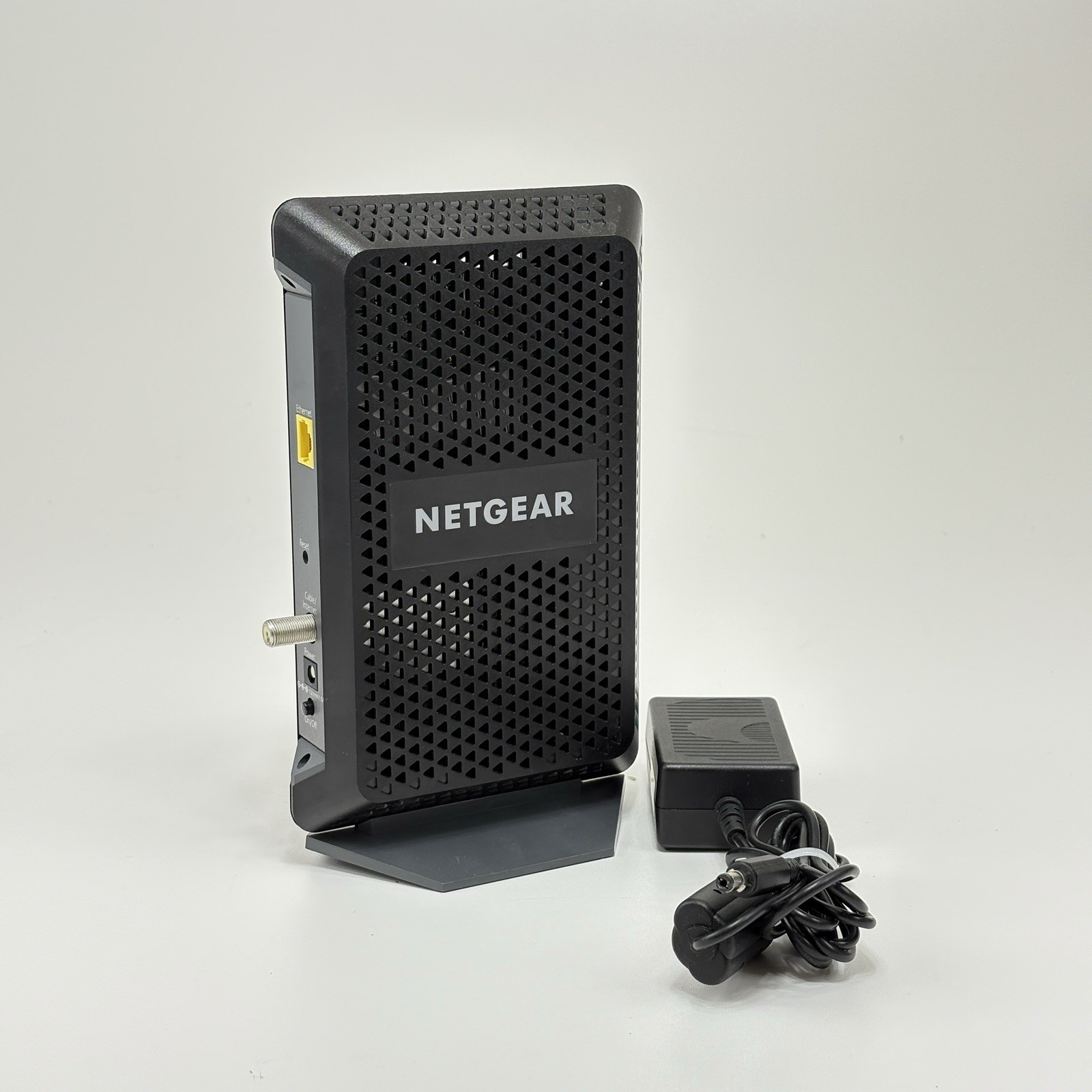 Netgear CM600 DOCSIS 3.0 Cable Modem, 960Mbps, 1 Gigabit Ethernet Port