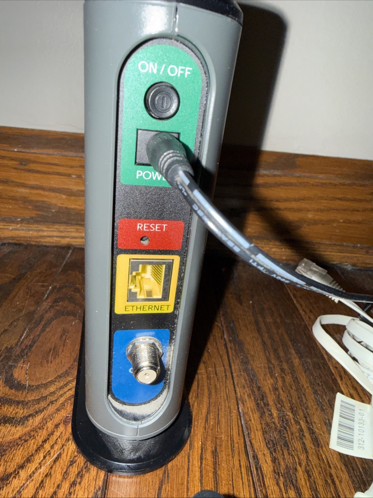 Motorola MB7220 DOCSIS 3.0 Cable Modem – AC Adapter & Ethernet cord. Excellent!