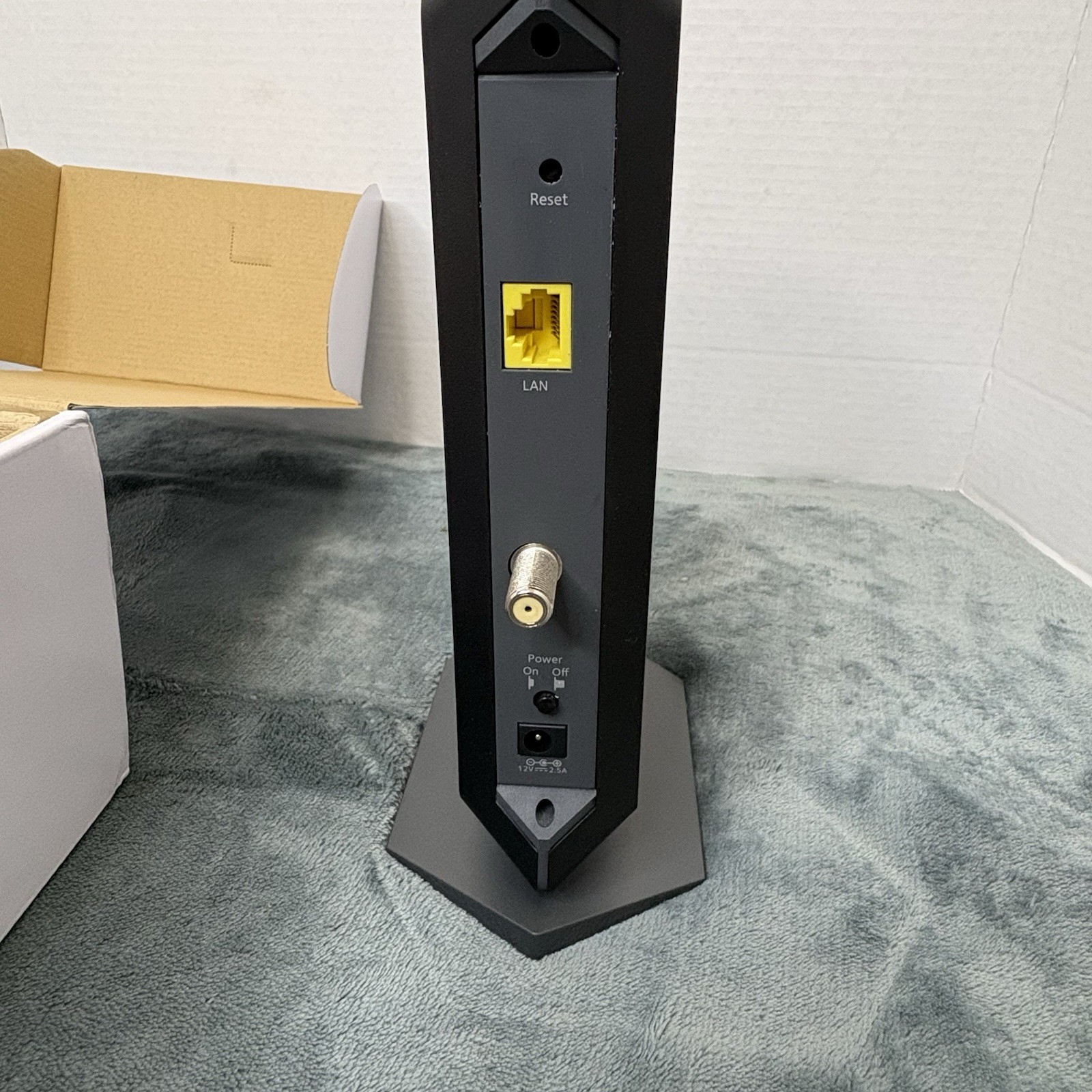 NETGEAR CM1000 High-Speed Cable Modem (Upto 6 Gbps)