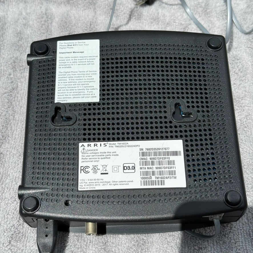 ARRIS Internet Cable Modem DOCSIS 3.0 Model TM1602A