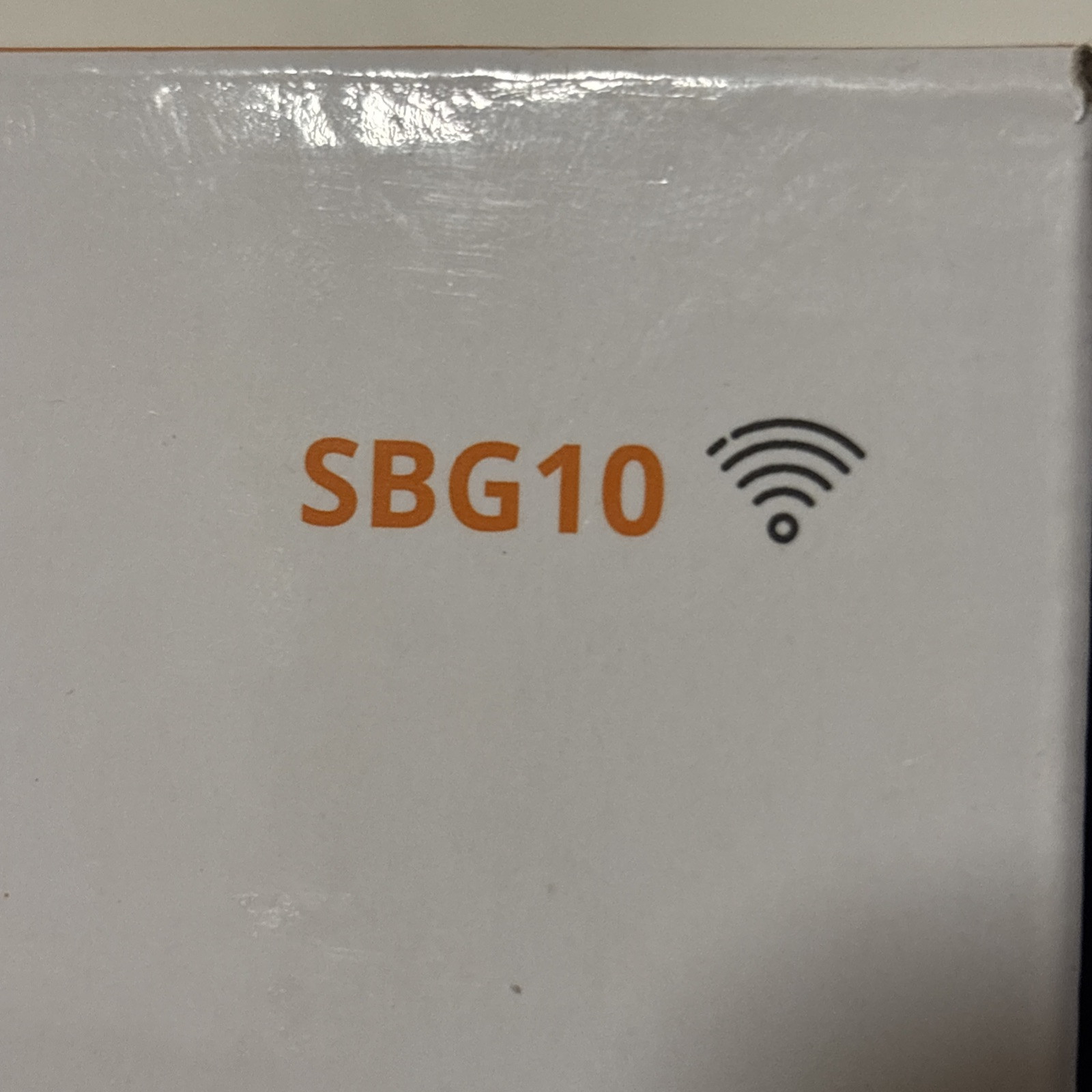 ARRIS SBG10 SURFboard AC1600 Dual-Band Cable Modem Router – Black