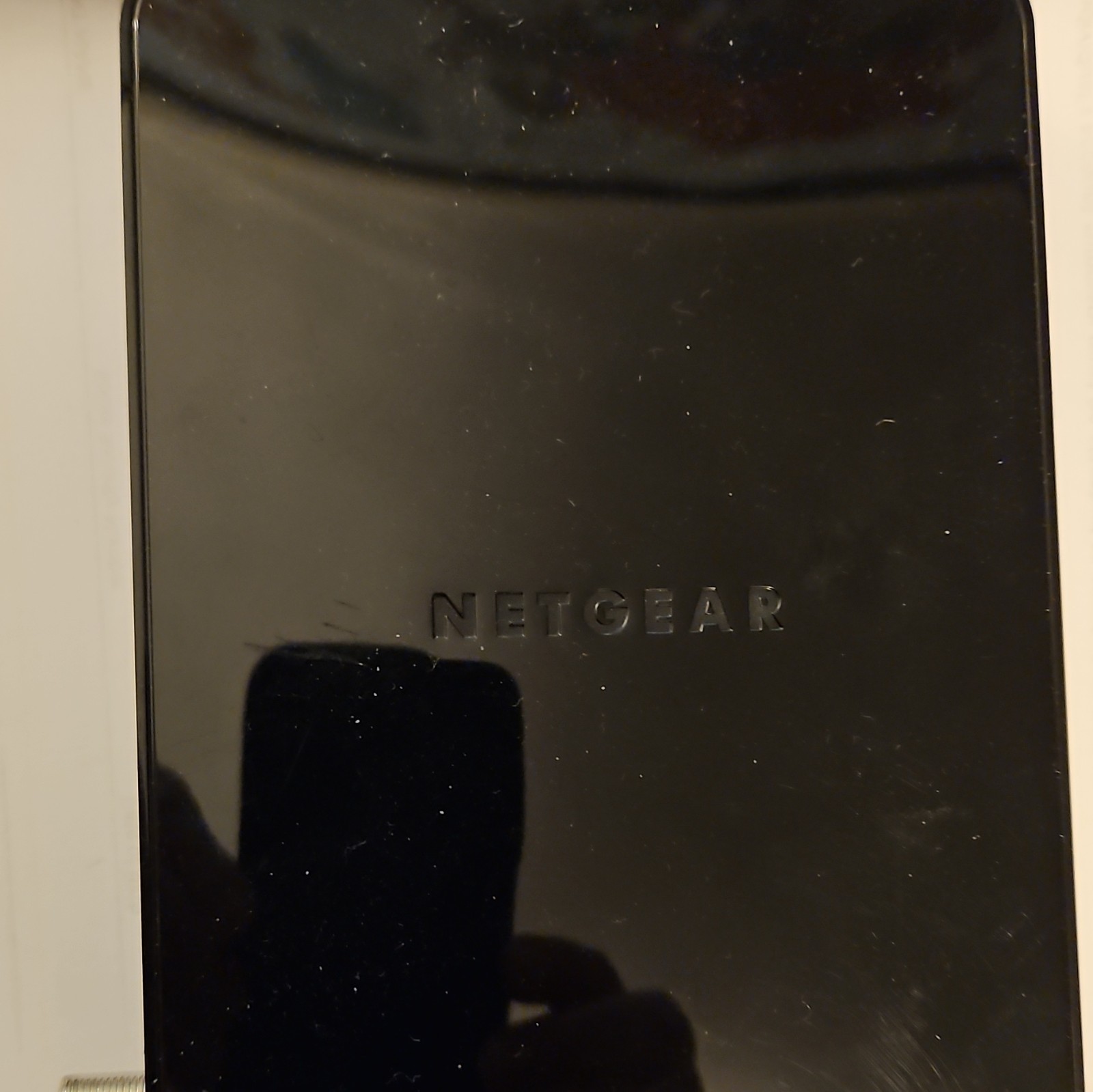 NETGEAR 16DS4US DOCSIS 3.0 16×4 Cable Modem 680 Mbps 1x RJ45 Black
