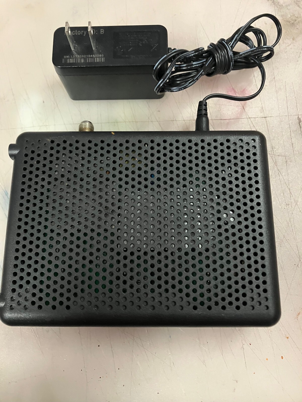 Zoom 5345 Series 1112 Docsis 3.0 Cable Modem Bundled with power adapter