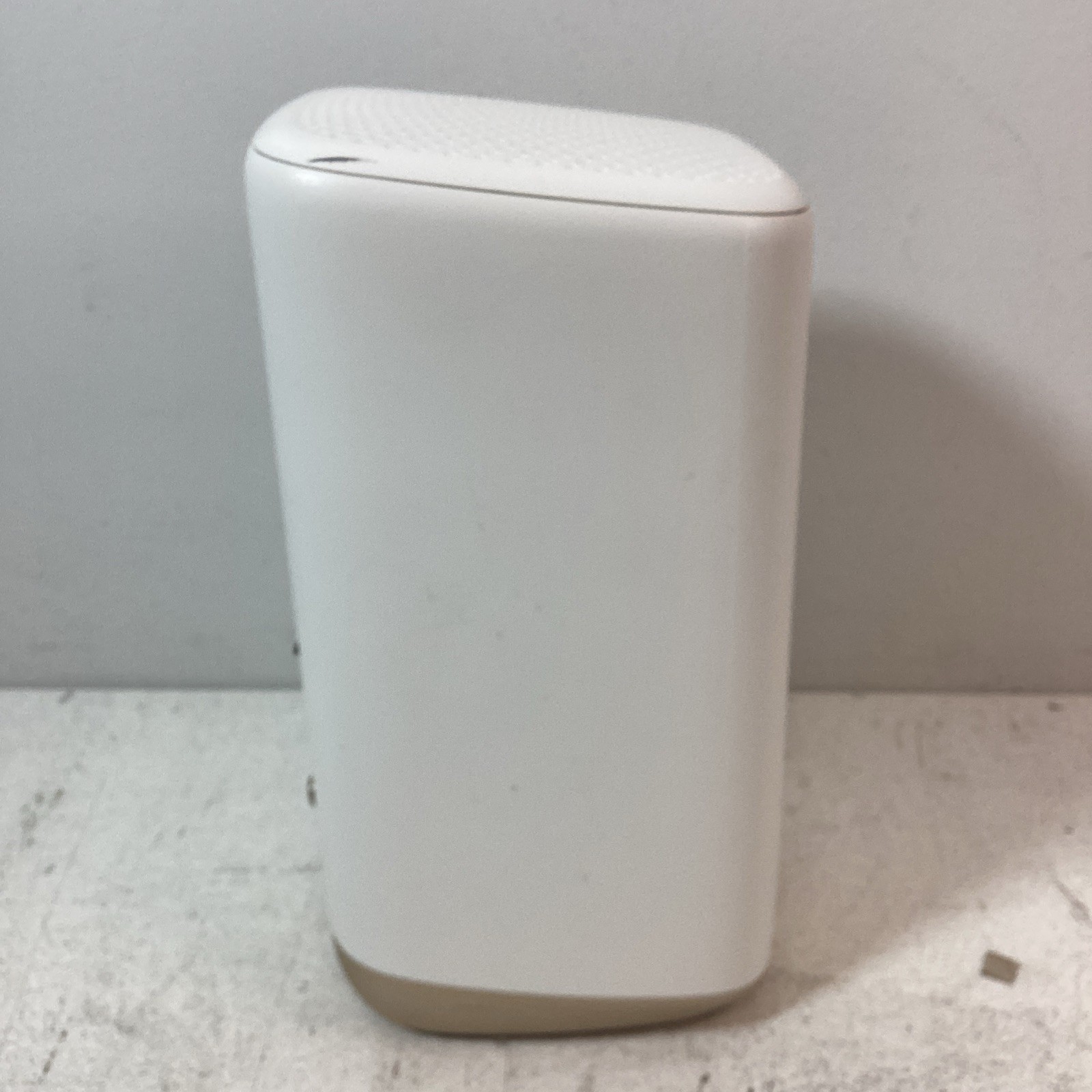 Xfinity xFi Gateway Router XB8-T Triband Wifi CGM4981COM – NO POWER CORD