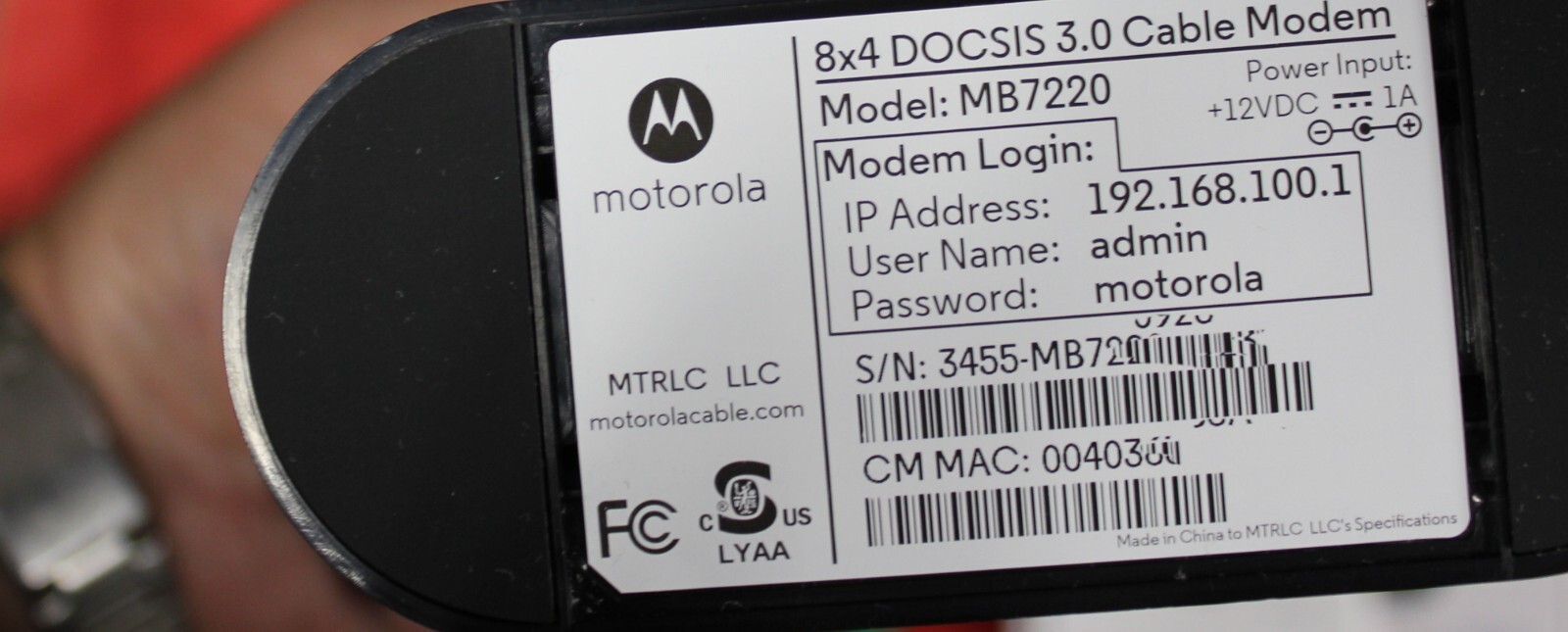 Motorola MB7220 Black 343 Mbps DOCSIS 3.0 8×4 Channel Bonding Cable Modem
