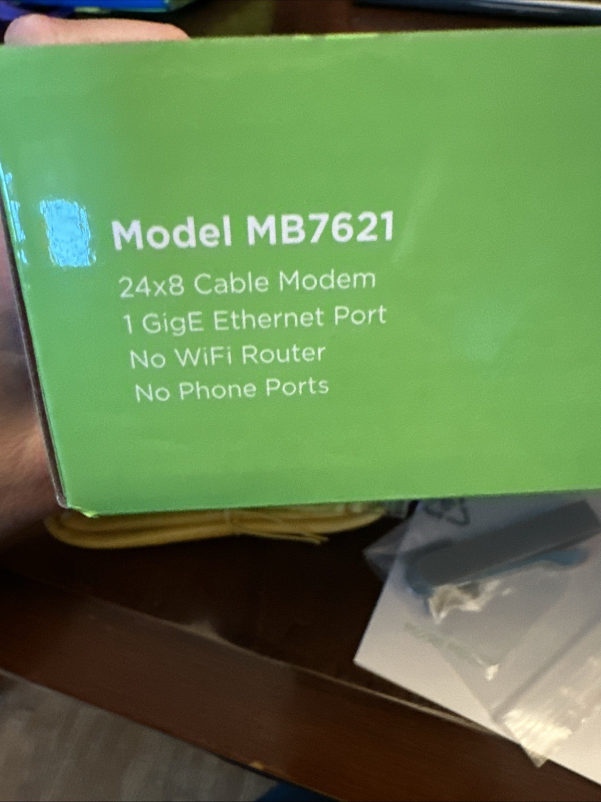 Motorola 24×8 Cabel Modem Model MB7621 DOCSIS 3.0 – New/Open Box