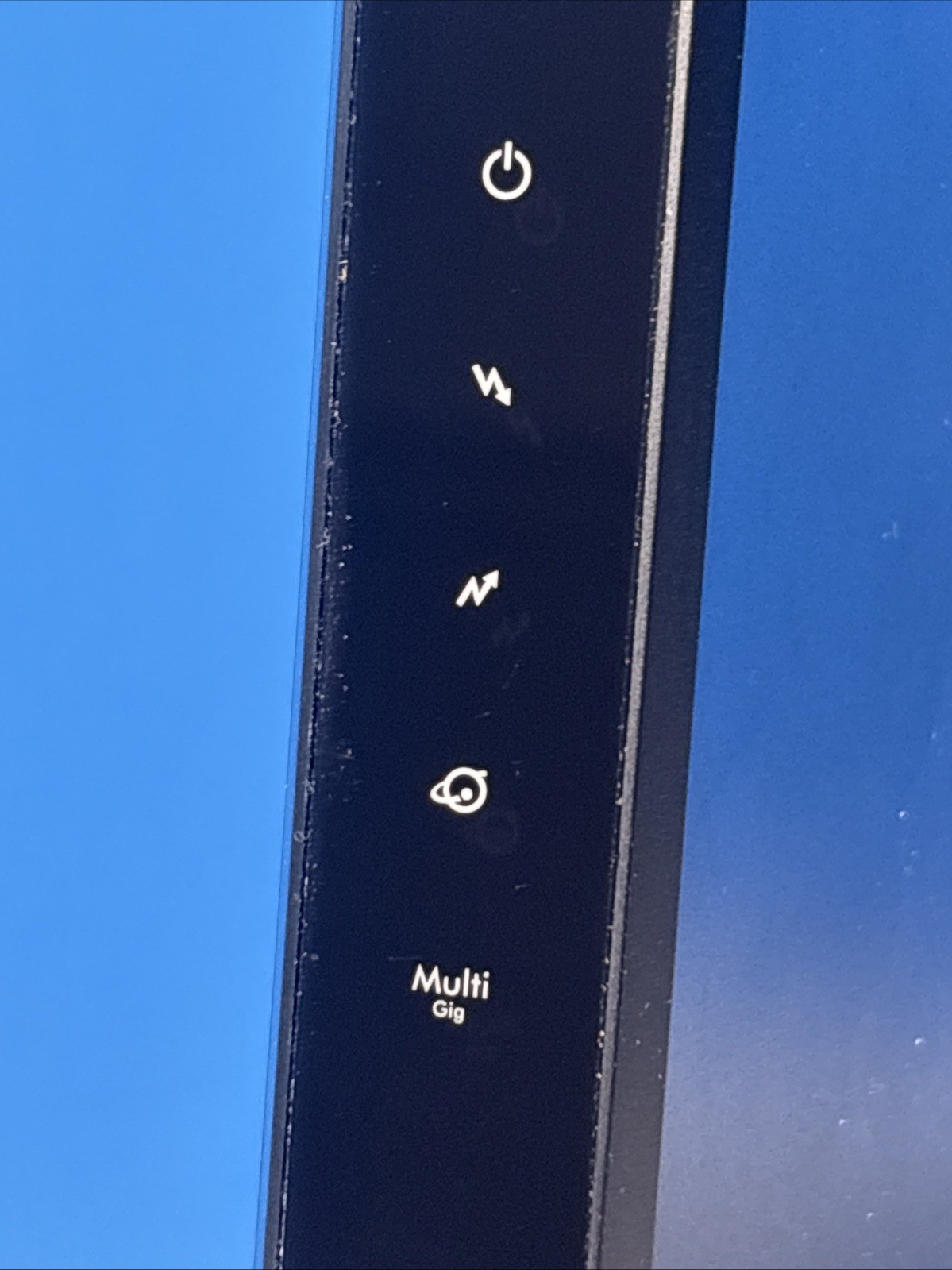 Netgear Nighthawk CM2000 2.5Gbps Cable Modem – DOCSIS 3.1