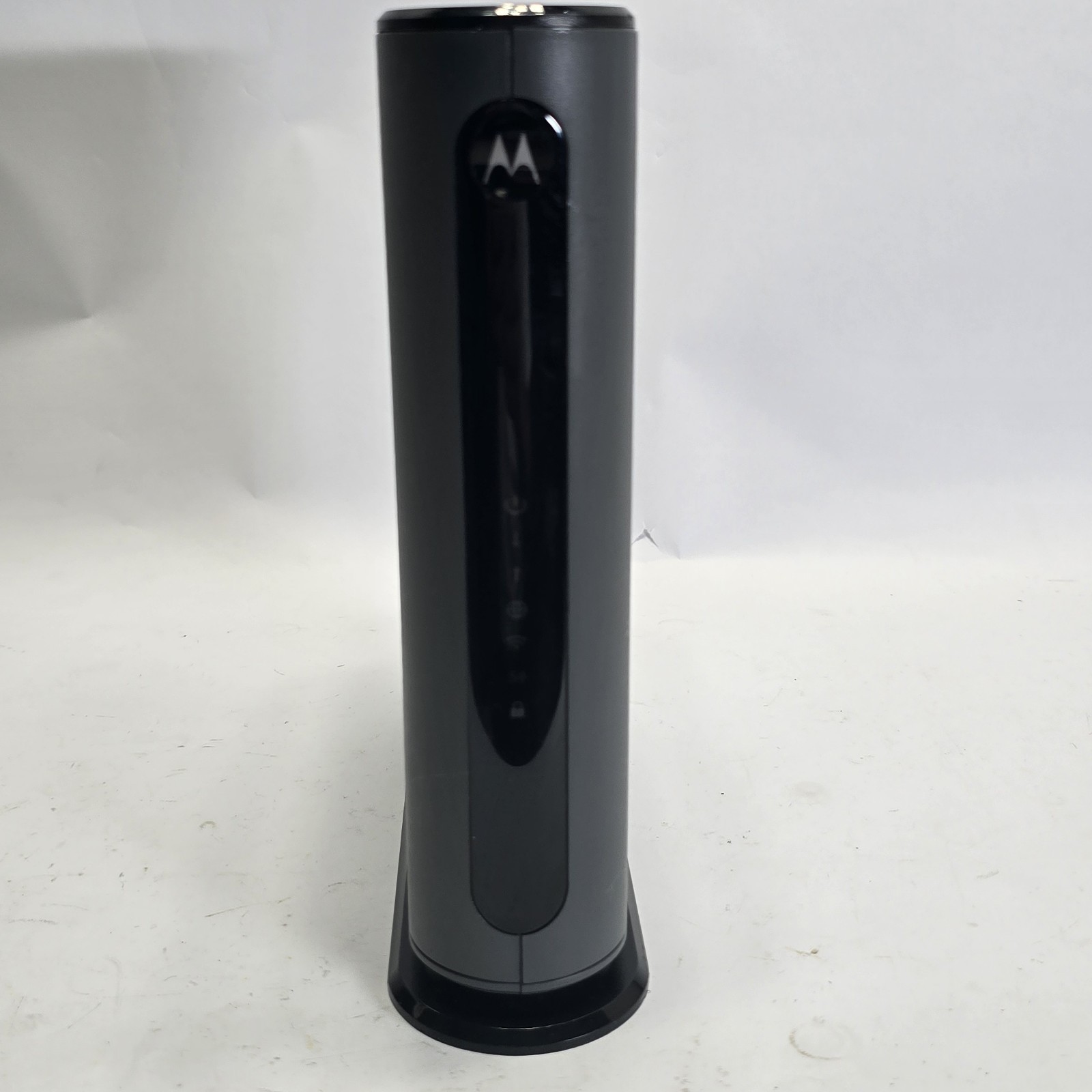 Motorola MG7540 AC1600 Dual Band Cable Modem WiFi Router 16×4 Gigabit Combo.