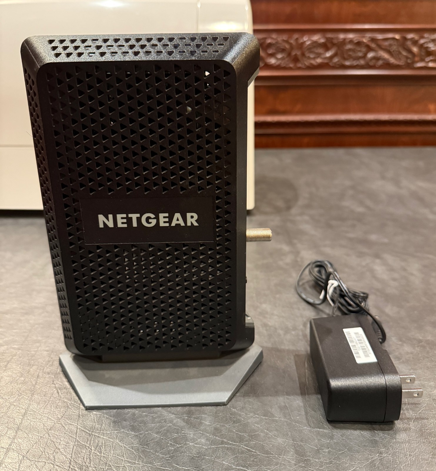 NETGEAR CM1000V2 Nighthawk DOCSIS 3.1 Cable Modem w/Power Supply