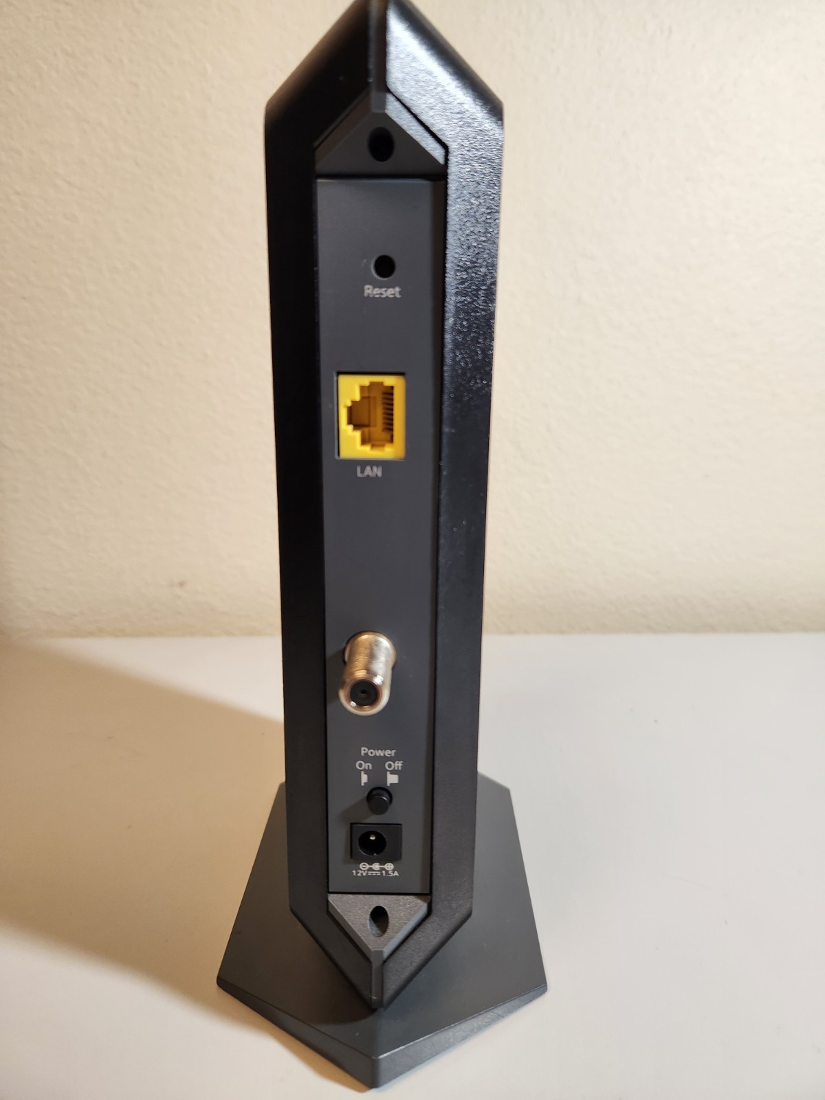 Netgear CM1000v2 DOCSIS 3.1 Cable Modem – No Power Cable
