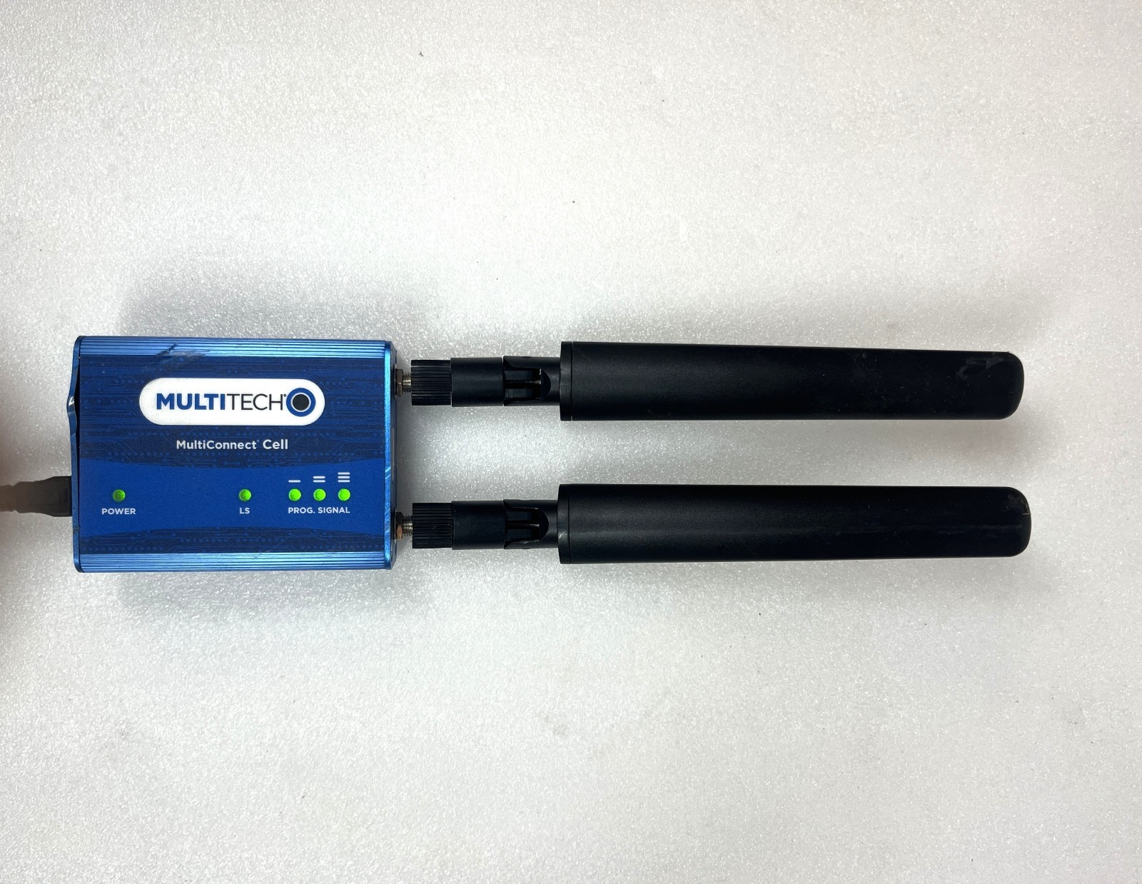 MultiTech MultiConnect Cell M2M IoT Industrial Modem Dual Antennas