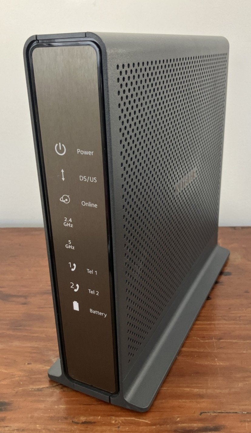 NETGEAR Nighthawk C7100V AC1900 WiFi Cable Modem Router Comcast Xfinity